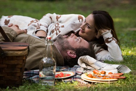 Silas Weir Mitchell, Bree Turner - Grimm - Járvány - Filmfotók