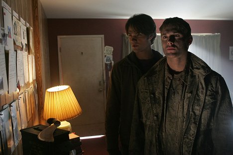 Jared Padalecki, Jensen Ackles - Supernatural - Pilot - Van film