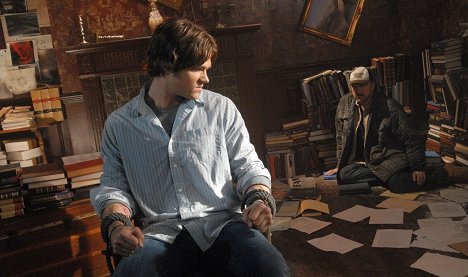 Jared Padalecki, Jim Beaver - Supernatural - Born Under a Bad Sign - Photos