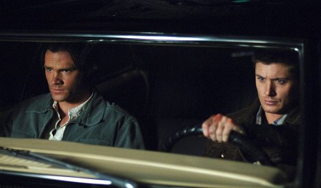 Jared Padalecki, Jensen Ackles - Supernatural - Lazarus erhebt sich - Filmfotos