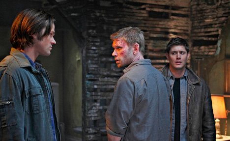 Jared Padalecki, Mark Pellegrino, Jensen Ackles - Supernatural - Schwanenlied - Filmfotos