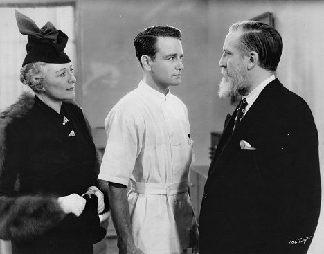 Emma Dunn, Lew Ayres, Monty Woolley - Young Dr. Kildare - Z filmu