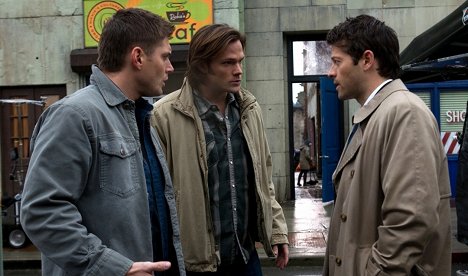 Jensen Ackles, Jared Padalecki, Misha Collins - Supernatural - The French Mistake - Photos