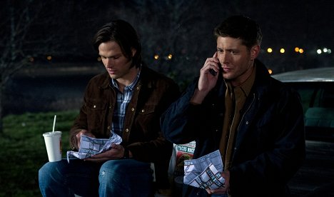 Jared Padalecki, Jensen Ackles - Supernatural - Of Grave Importance - Photos