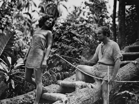 Maria Alba, Douglas Fairbanks - Mr. Robinson Crusoe - De la película