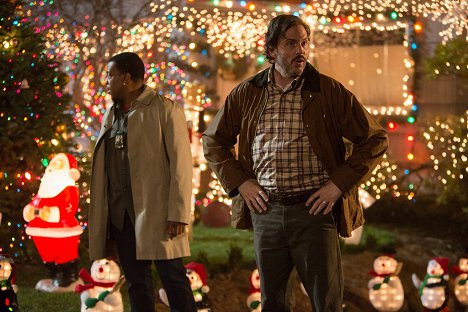 Russell Hornsby, David Giuntoli - Grimm - The Grimm Who Stole Christmas - Photos