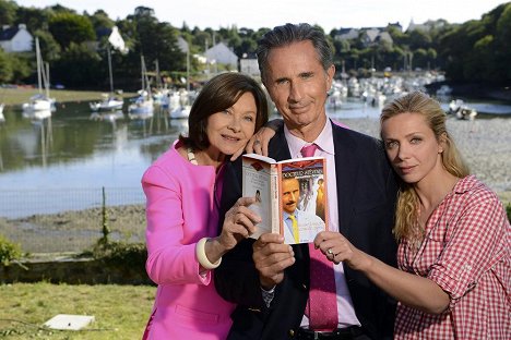 Macha Méril, Thierry Lhermitte, Natalia Dontcheva - Doc Martin - Filmfotos