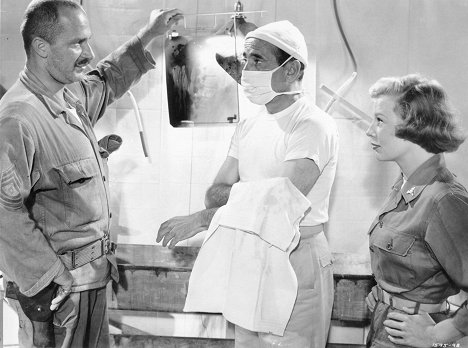 Keenan Wynn, Humphrey Bogart, June Allyson