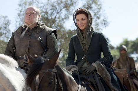 Ron Donachie, Michelle Fairley - Game of Thrones - Lord Snow - Photos