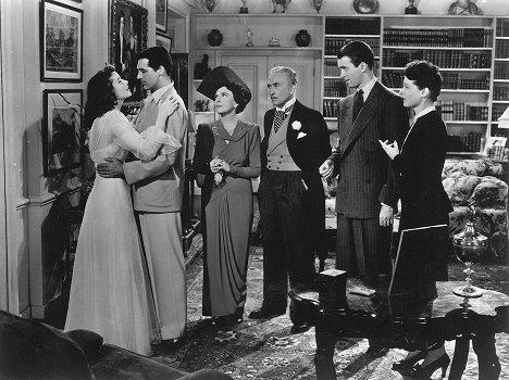 Katharine Hepburn, Cary Grant, John Halliday, James Stewart, Ruth Hussey