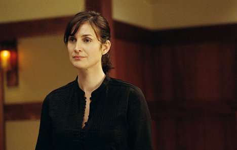 Carrie-Anne Moss - Disturbia - Photos