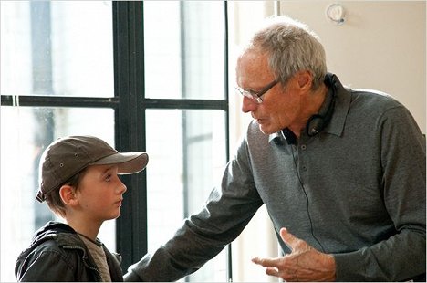 George McLaren, Clint Eastwood - Život po životě - Z natáčení
