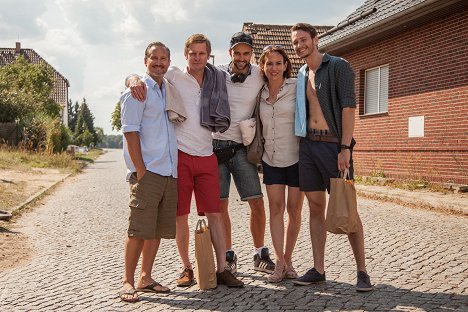 Benno Fürmann, Kai Ivo Baulitz, Florian Gottschick, Anna Grisebach, Vladimir Burlakov - Nachthelle - Forgatási fotók