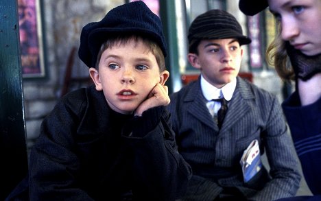 Freddie Highmore, Jonathan Bailey - Five Children and It - Photos