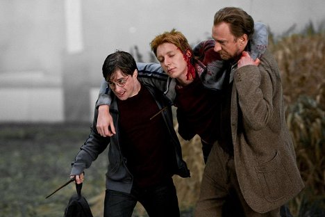 Daniel Radcliffe, Oliver Phelps, David Thewlis - Harry Potter and the Deathly Hallows: Part 1 - Van film