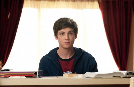 Logan Lerman - Ten, kdo stojí v koutě - Z filmu