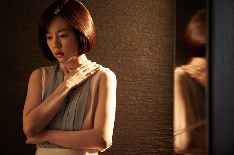 Soo-jeong Im - Eunmilhan yoohok - Filmfotos