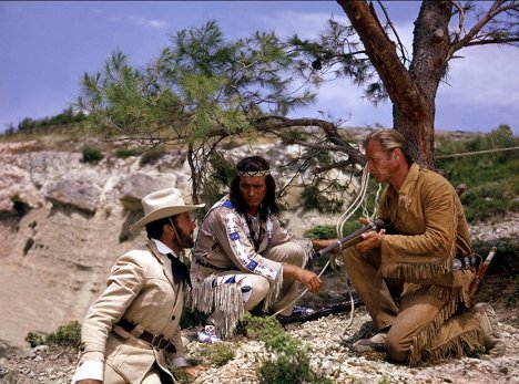 Eddi Arent, Pierre Brice, Lex Barker - Winnetou - 2. Teil - Filmfotos