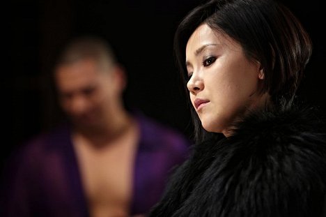 Jeong Seo - Venus in Furs - Photos