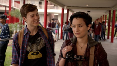 John Karna, Bex Taylor-Klaus - Scream - Pilot - De la película