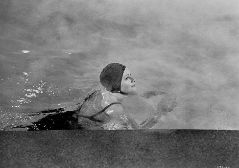 Greta Garbo - Two-Faced Woman - Photos