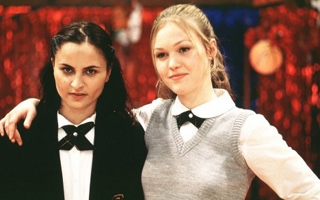 Rain Phoenix, Julia Stiles - O - Photos