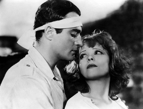 Gilbert Roland, Clara Bow - Call Her Savage - De la película