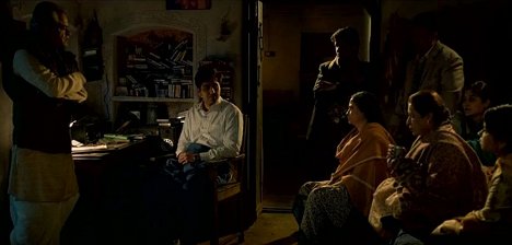 Sanjay Mishra, Ayushmann Khurrana, Sheeba Chaddha - Dum Laga Ke Haisha - Filmfotos