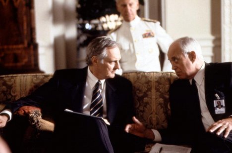 Alan Alda, George R. Robertson - Murder at 1600 - Photos