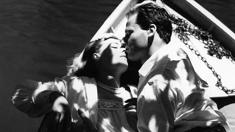 Jeanne Moreau, Jean-Marc Bory - The Lovers - Photos