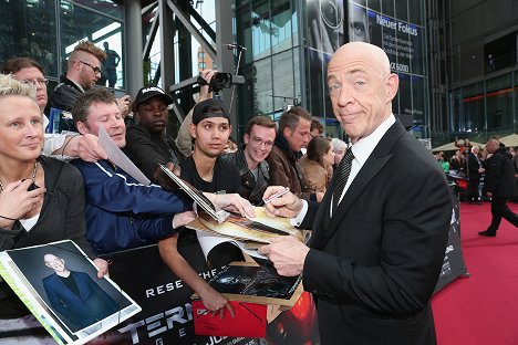 J.K. Simmons - Terminator Genisys - Tapahtumista