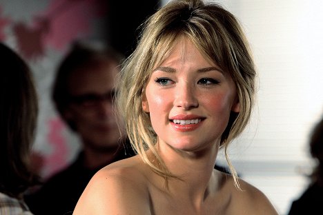Haley Bennett - Outlaw Country - Film