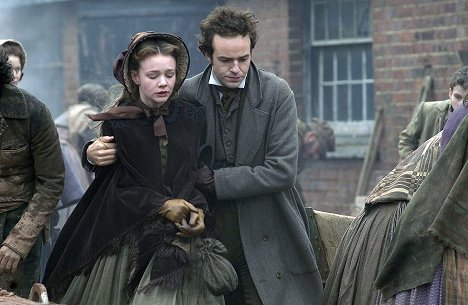 Carey Mulligan - Bleak House - Episode 1 - Filmfotos