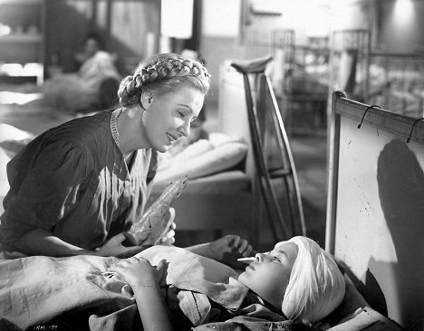 Irene Dunne - Geheimnis der Mutter - Filmfotos