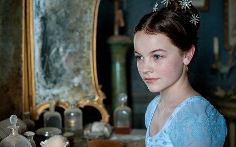 Izzy Meikle-Small - Great Expectations - Photos