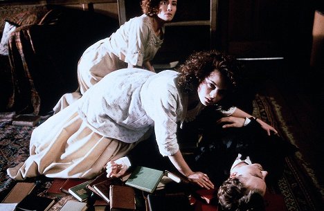 Emma Thompson, Helena Bonham Carter, Samuel West - Rodinné sídlo - Z filmu
