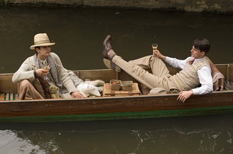 Ben Whishaw, Matthew Goode - Retour à Brideshead - Film