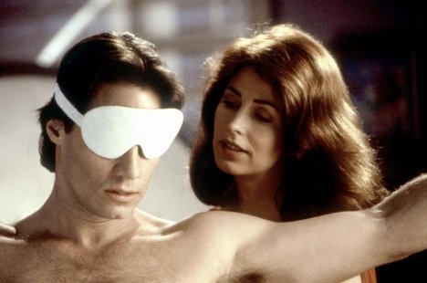 Paul Mercurio, Dana Delany - Exit to Eden - Photos