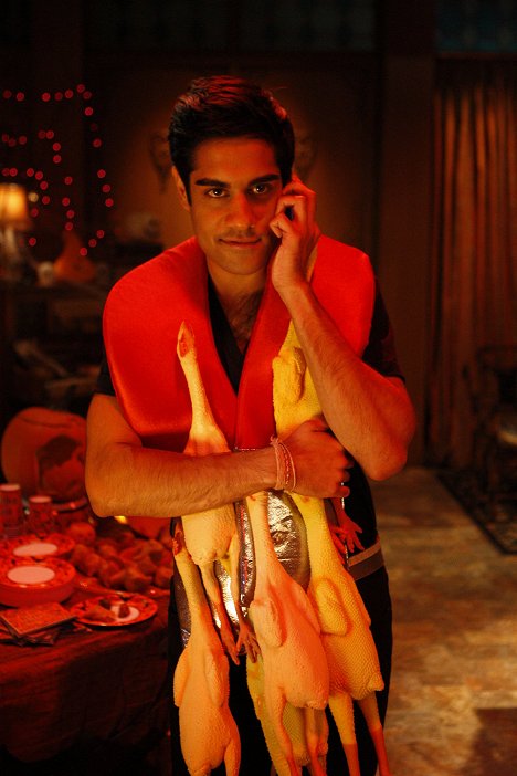 Sacha Dhawan - Outsourced - Bolloween - Z filmu