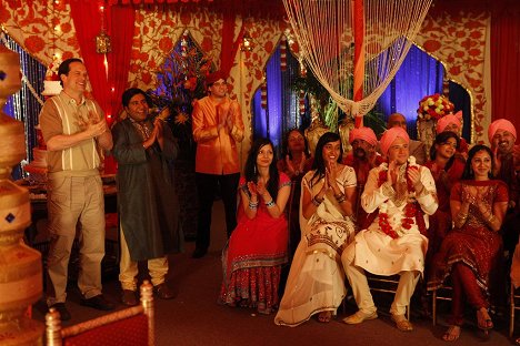 Diedrich Bader, Parvesh Cheena, Ben Rappaport - Outsourced - Rajiv Ties the Baraat: Part 2 - Photos