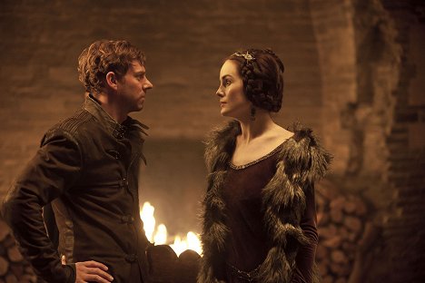 Joe Armstrong, Michelle Dockery - The Hollow Crown - Henry IV - Teil 1 - Filmfotos