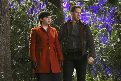 Ginnifer Goodwin, Josh Dallas - Once Upon a Time - Sympathy for the De Vil - Photos