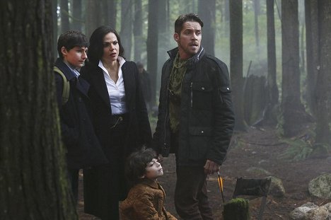 Jared Gilmore, Lana Parrilla, Sean Maguire - Once Upon a Time - Smash the Mirror: Part 2 - Photos