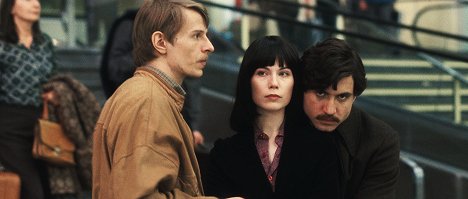 Alexander Scheer, Nora von Waldstätten, Édgar Ramírez - Carlos - De la película