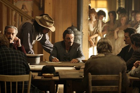 Powers Boothe, W. Earl Brown, Ian McShane, Timothy Olyphant - Deadwood - No Other Sons or Daughters - Photos