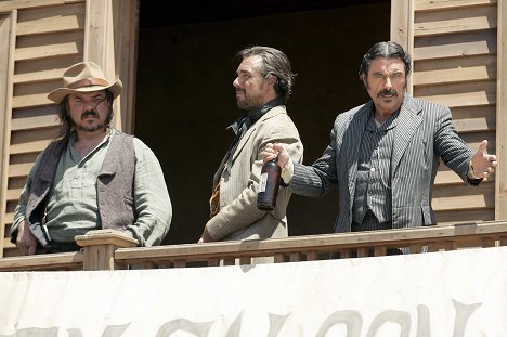 W. Earl Brown, Titus Welliver, Ian McShane - Deadwood - A Lie Agreed Upon: Part I - Photos