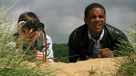 Richard Wisker, Daniel Anthony - The Sarah Jane Adventures - Death of the Doctor: Part 1 - Photos