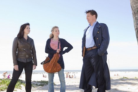 Eve Myles, Alexa Havins, John Barrowman - Torchwood - Z filmu