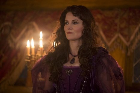 Lucy Lawless - Salem - The Wine Dark Sea - Z filmu