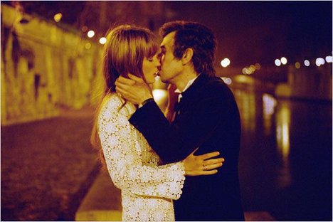 Lucy Gordon, Eric Elmosnino - Gainsbourg (Vie héroïque) - Film